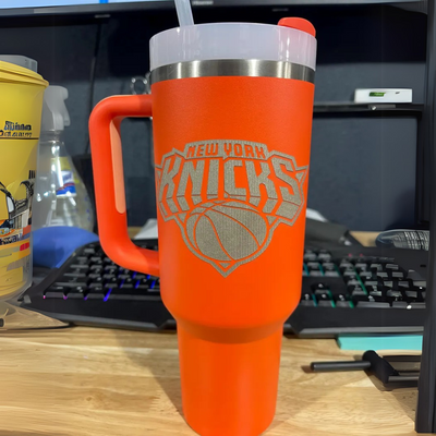 New York Knicks Vacuum Insulated Tumbler With Straw Lid